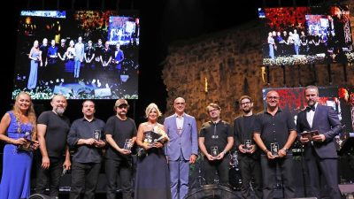 Alanya Belediyesi’nin düzenlediği Alanya Uluslararası Caz Festivali’nin üçüncü akşamında, Dilek