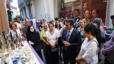 Beyoğlu Belediyesi tarafından BESMEK Meslek Edinme Kurslarında eğitim alan kadınların,