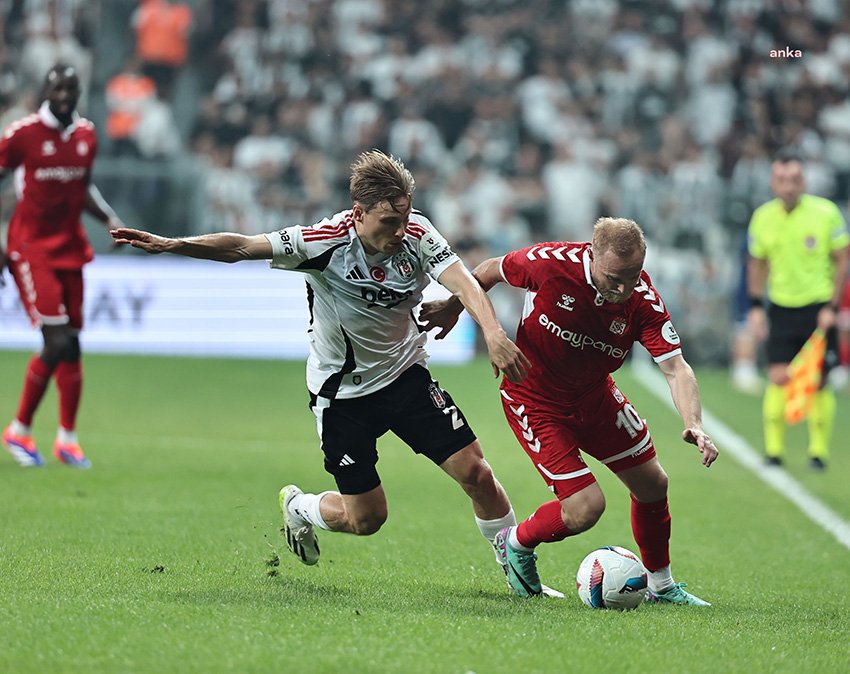 besiktas-sahasinda-net-global-sivasspor-2-0-maglup-etti