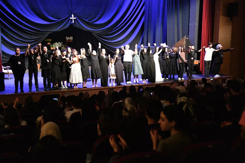 pursaklarin-genc-yetenekleri-tiyatro-ruzgari-estirdi