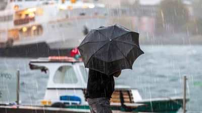 AKOM, İstanbul’da akşam saatlerinde etkisini artıracak kuvvetli sağanak yağış için