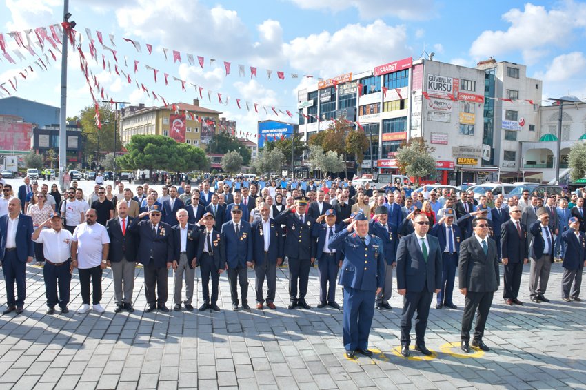 Esenyurt Belediye Başkanı Prof. Dr. Ahmet Özer, 19 Eylül Gaziler