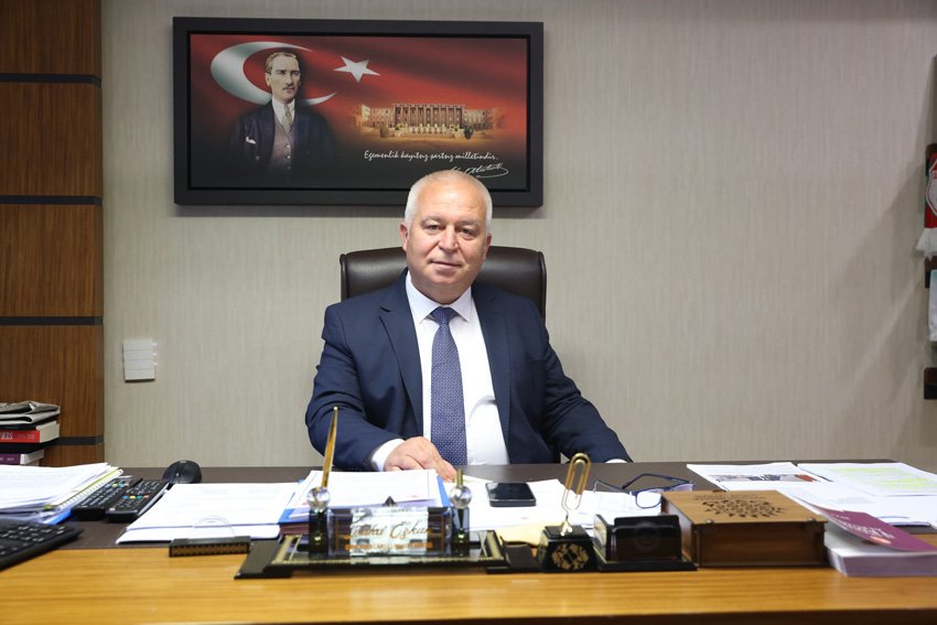 CHP Kırklareli Milletvekili Fahri Özkan, okullarda yaşanan temizlik ve hizmetli