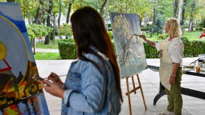 Ankara Büyükşehir Belediyesi, Başkentin simgesi Gençlik Parkı’nı sanatın tüm renkleriyle
