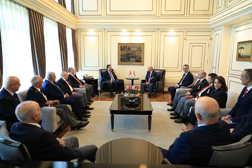ibb-baskani-imamoglu-19-eylul-gaziler-gununde-gazileri-agirladi