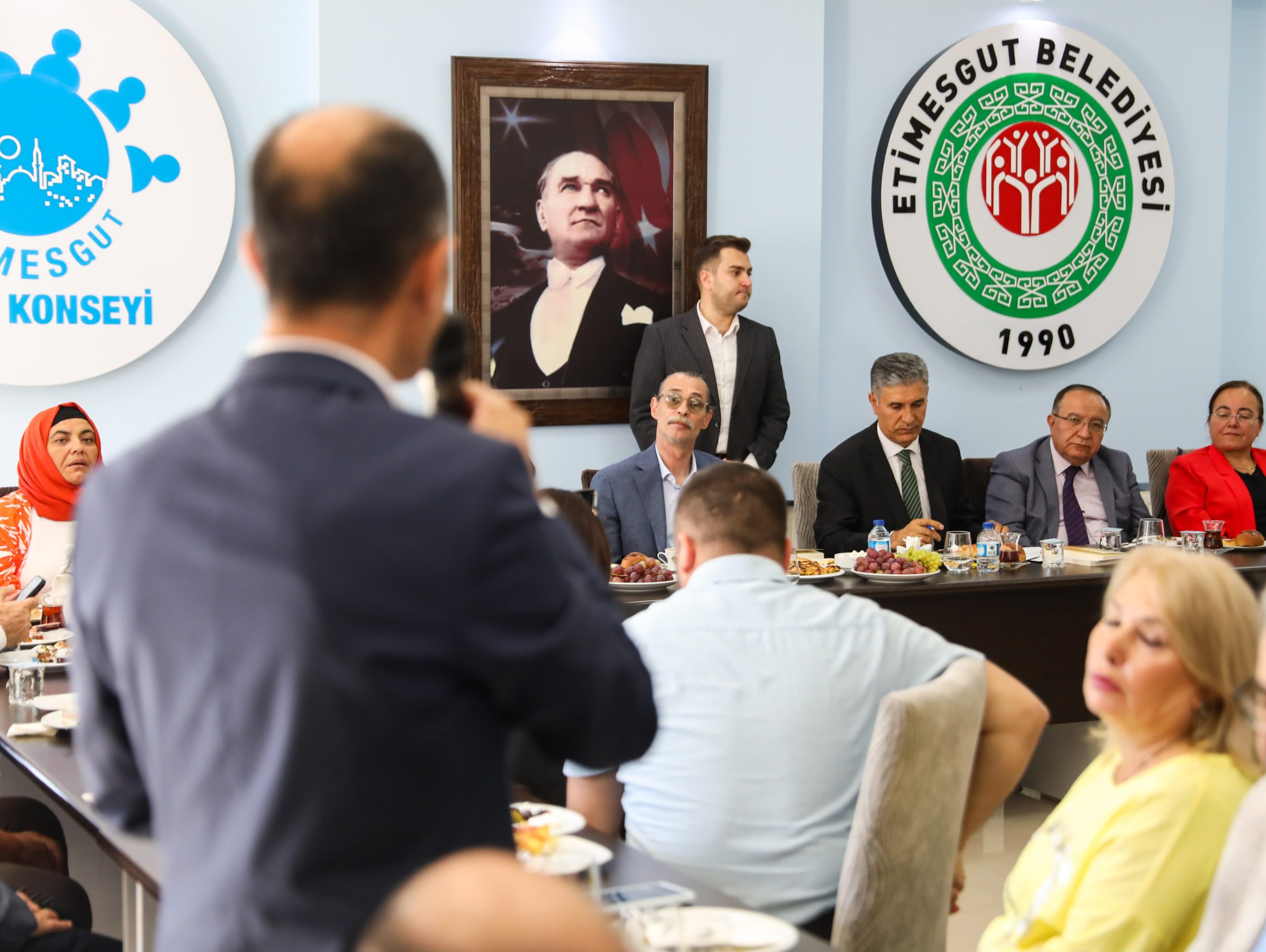 baskan-besikcioglu-kent-konseyinde-stklar-ile-kahvaltida-bulustu