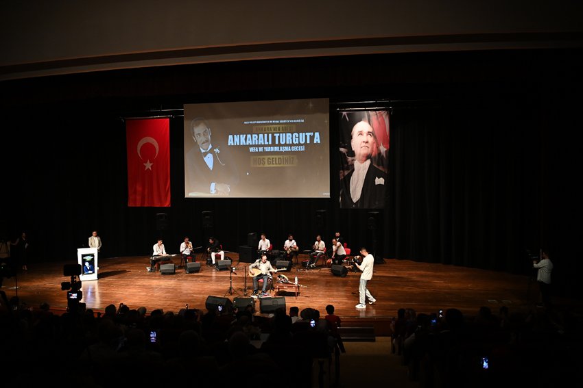 Mamak Belediyesi Ankara’nın önemli sanatçılarından Ankaralı Turgut için Necmettin Erbakan