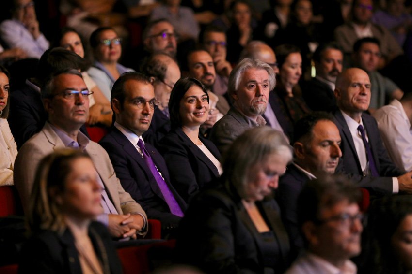 ibb-baskani-imamoglundan-bogazici-universitesi-akademisyenlerine-direnis-destegi