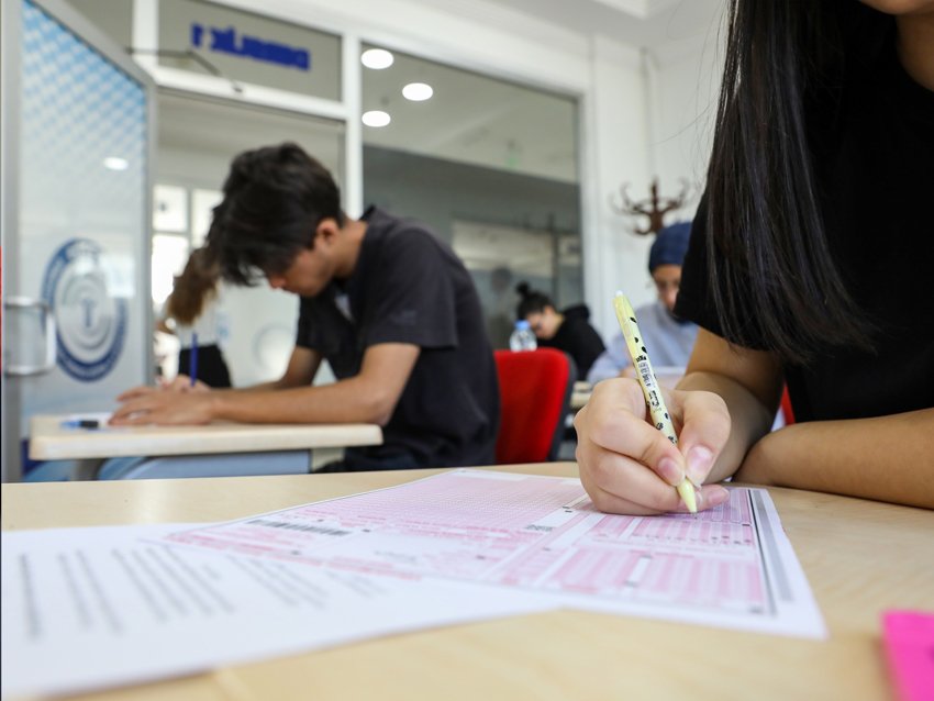 Etimesgut Belediyesi, üniversite sınavına hazırlanan gençlere yönelik ücretsiz YKS kursu