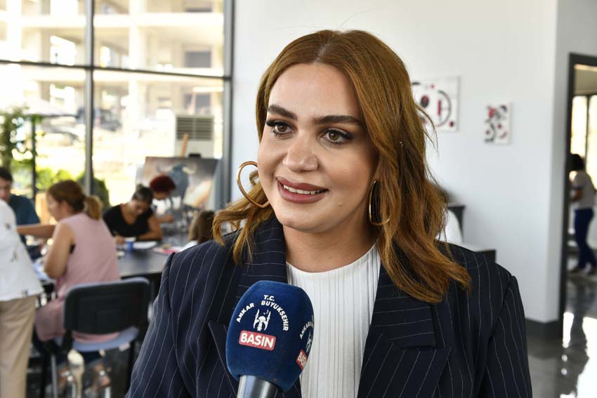 buyuksehirin-hayata-gecirdigi-sanatolye-kursiyerlerini-agirlamaya-devam-ediyor