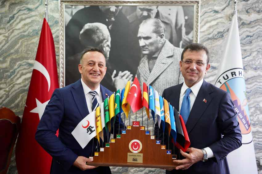 imamoglu-bir-avuc-insani-degil-bu-memleketin-evlatlarini-mutlu-etmek-icin-hep-birlikte-milletin-iktidarina-yuruyecegiz