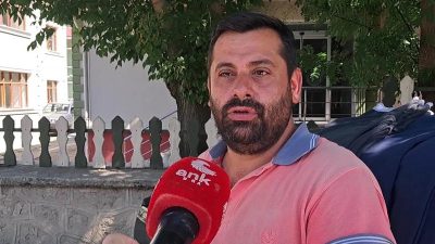 Artvin'in Ardanuç ilçesinde pazarcılar halkın alım gücünün düşmesi nedeniyle hiç