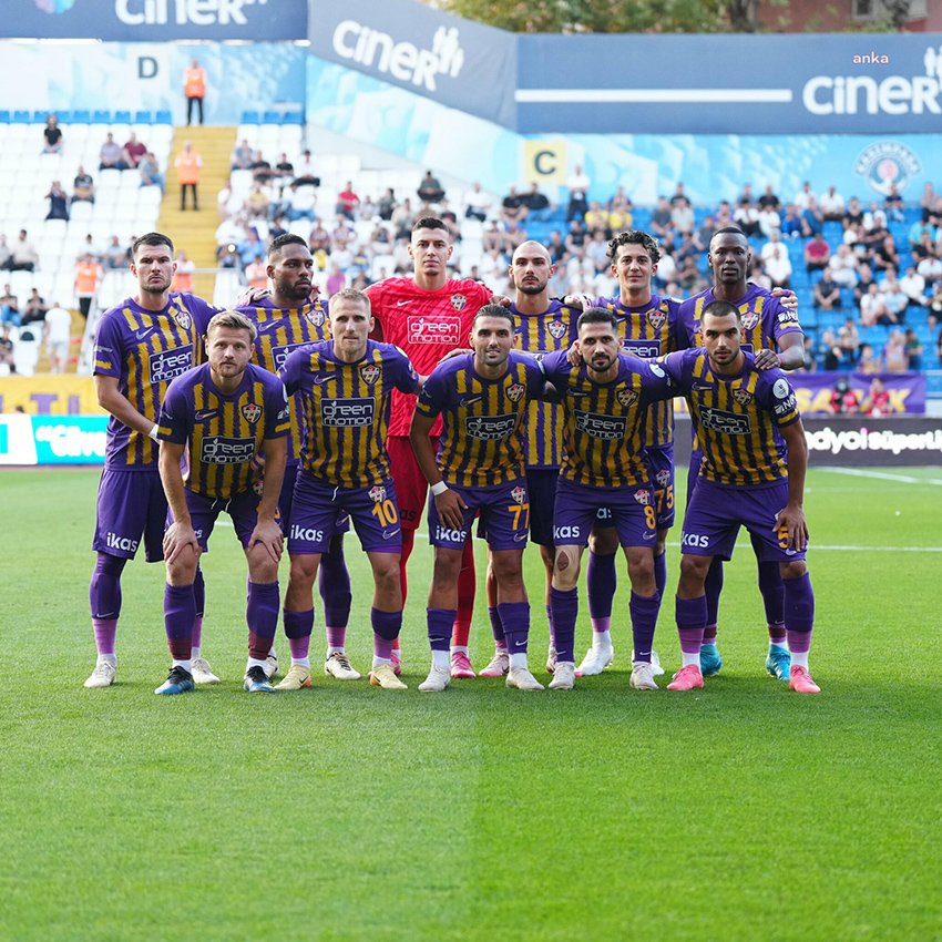 ikas-eyupspor-sahasinda-trabzonspor-ile-0-0-berabere-kaldi