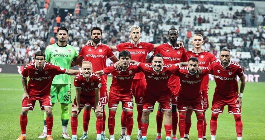 Trendyol Süper Lig'in 4. haftasında Beşiktaş sahasında Net Global Sivasspor
