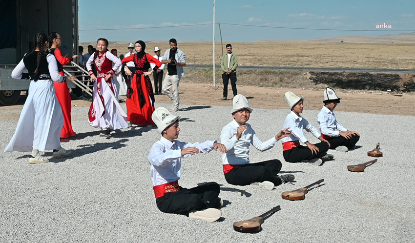 yozgatta-yasayan-kirgiz-turkleri-geleneklerini-tanitmak-icin-festival-duzenledi
