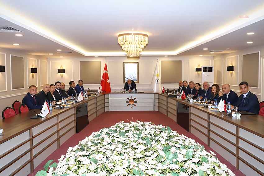 iyi-partide-baskanlik-divani-toplandi-2