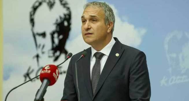 CHP Genel Başkan Yardımcısı Suat Özçağdaş, Burdur’da düzenlenen “Eğitim Buluşması”nda;