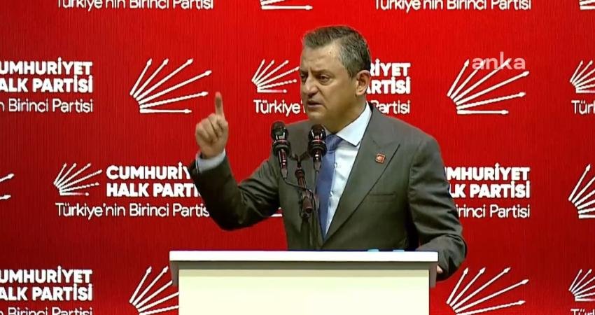 CHP'de tüzük değişikliklerinin ardından, 20'nci Olağanüstü Kurultayı partinin program çalışmalarıyla