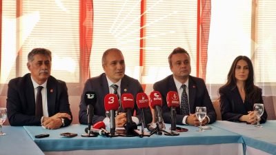 CHP'nin eğitim alanındaki sorunlara dikkat çekmek için farklı illerde düzenlediği