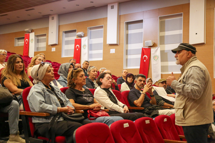 emekliler-tiyatrosu-etimesgutta-yeni-bir-sanat-dalgasi