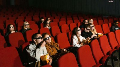Bugün sinema salonlarında farklı türlerde 8 yeni film vizyona girecek.