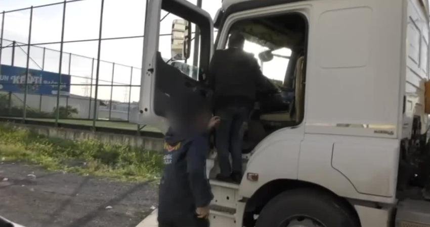 İstanbul Kaçakçılık Suçlarıyla Mücadele Şubesi ekipleri halk arasında 10 numara