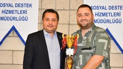 Lüleburgaz Belediyesi’nin 8. Yaz Akşamları Yıldızları Futbol Turnuvası Çetin Öten