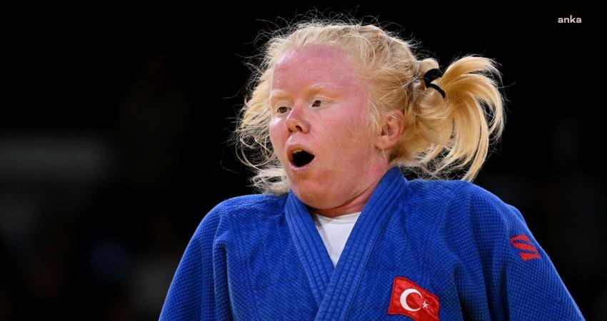 Paris 2024 Paralimpik Oyunları'nda kadınlar J2 48 kilogramda para judocu