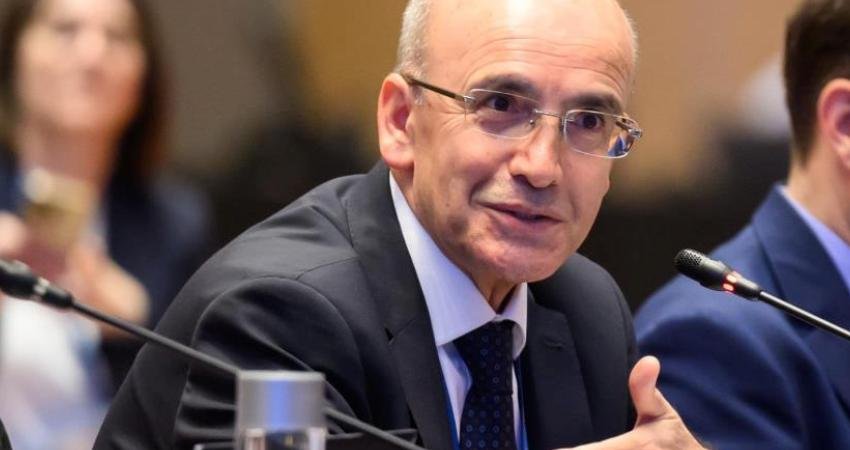 Hazine ve Maliye Bakanı Mehmet Şimşek, ''güçlenen finansal istikrar, ekonomideki