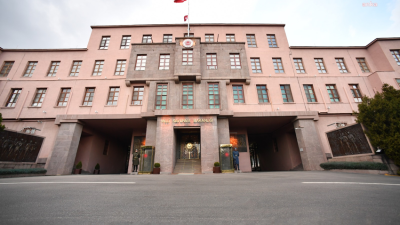 Milli Savunma Bakanlığı (MSB), Irak'ın kuzeyindeki Pençe-Kilit bölgesinde 7 PKK'lı