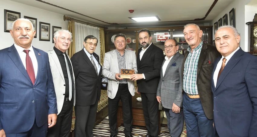 Ankara Kulübü Derneği  Genel Başkan Dr. Metin Özaslan, ziyarette bulunan