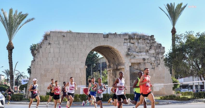 Mersin Büyükşehir Belediyesi tarafından bu yıl 16'ncısı düzenlenen "Uluslararası Tarsus