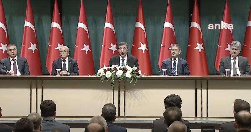Cumhurbaşkanı Yardımcısı Cevdet Yılmaz, “2025 yılı Merkezi Yönetim Bütçesi'nde bütçe