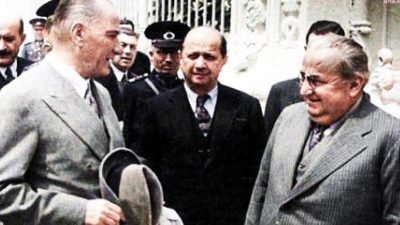 Cumhuriyet Gazetesi tarafından Yunus Nadi anısına düzenlenen Yunus Nadi Ödülleri,