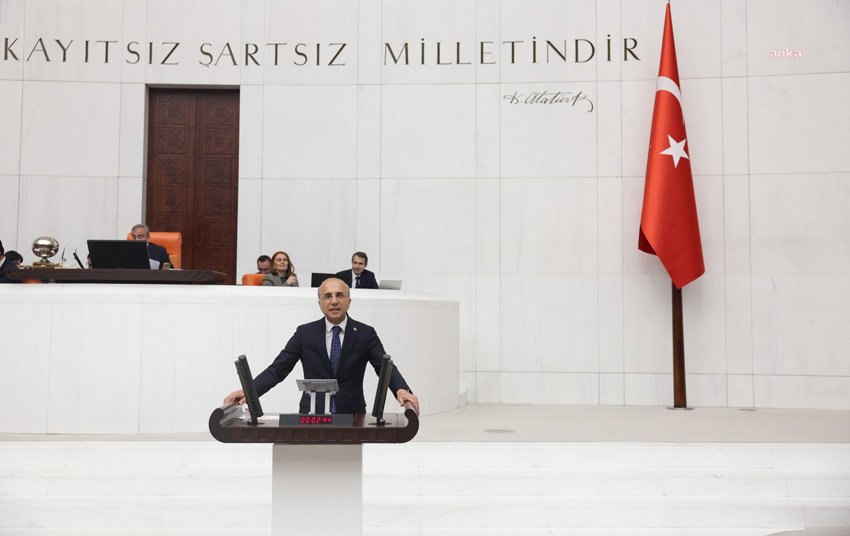 askin-genc-genclik-ve-spor-bakanligi-butcesini-genclige-degil-vakif-ve-derneklere-saciyor