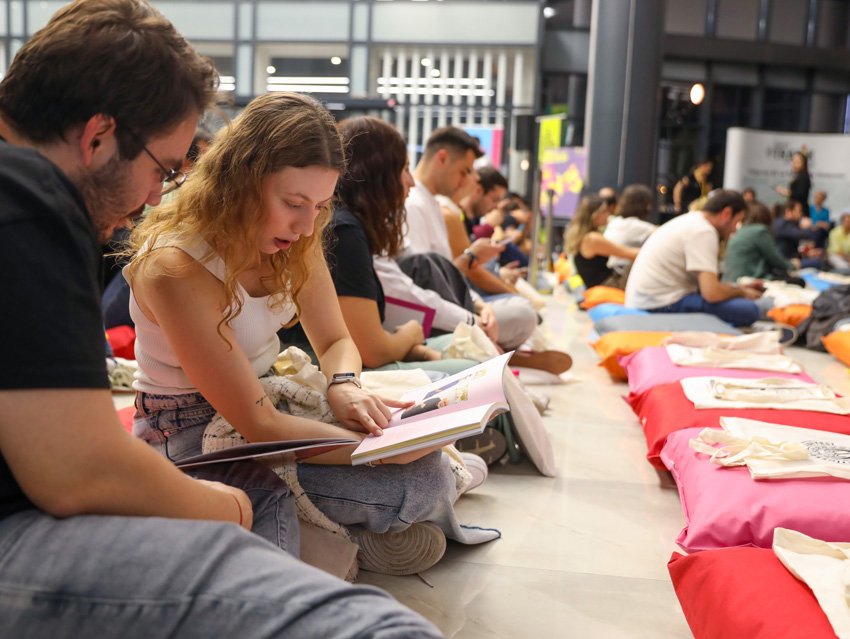 deniz-goktas-1-uluslararasi-kentfest-tiyatro-festivalinde-goz-doldurdu