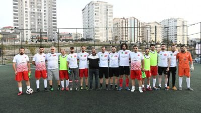 Mamak Belediyesi Gençlik ve Spor Müdürlüğü futbol turnuvası düzenliyor. Mamak