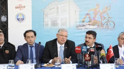 Türkiye Triatlon Federasyonu ve Mudanya Belediyesi ev sahipliğinde düzenlenen Triatlon