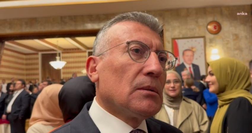 AKP Grup  Başkanvekili Abdullah Güler, TBMM'nin açılış resepsiyonunda, " Bir CHP'li