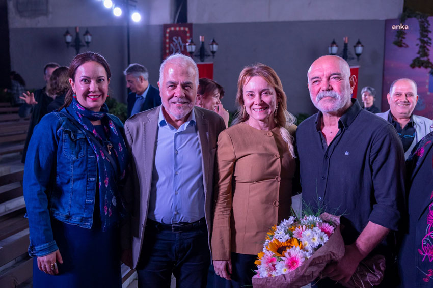 konak-sanathane-nasipse-adayiz-ile-ercan-kesali-agirladi
