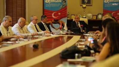 Adanalı güreşçi, Dünya ve Olimpiyat Şampiyonu İsmet Atlı’nın anısını yaşatan