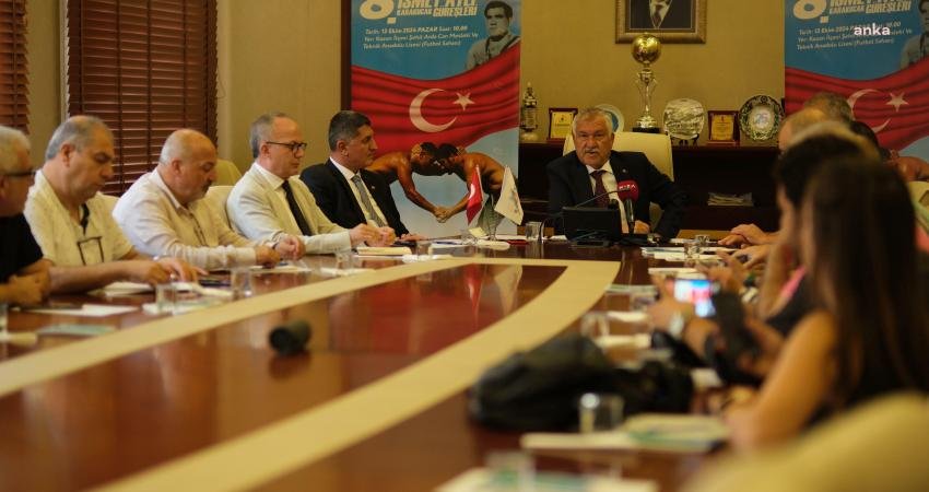 Adanalı güreşçi, Dünya ve Olimpiyat Şampiyonu İsmet Atlı’nın anısını yaşatan