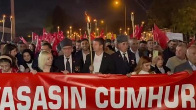 Adıyaman, Cumhuriyetin 101'inci yılını coşkuyla kutladı. Adıyaman Belediye Başkanı Abdurrahman Tutdere,
