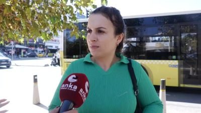 İstanbul ve İzmir Büyükşehir Belediye Meclislerinin AK Partili üyelerinin kadın