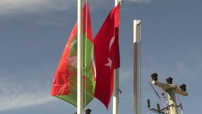 Amedspor Kulüp Başkanı Aziz Elaldı, CHP Genel Başkanı Özgür Özel'in