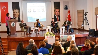 Ankara’nın tarihi ve kültür değerleri Altındağ’da konuşuldu. Altındağ Belediyesi ev