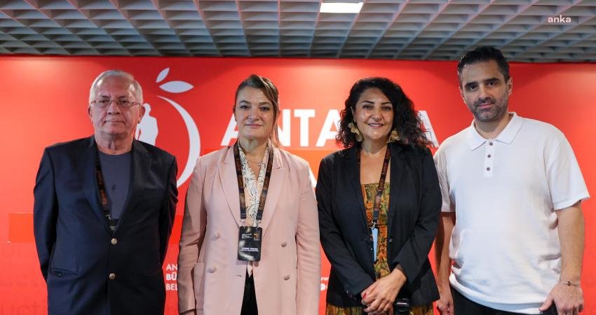 Sinemanın güncel sorunlarının çözümüne katkı sunmak amacıyla meslek örgütleri, dernekler,