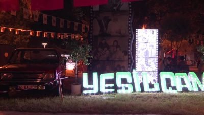Antalya Büyükşehir Belediyesi Yeşilçam Festivali’nde nostalji dolu akşamlar yaşanmaya devam
