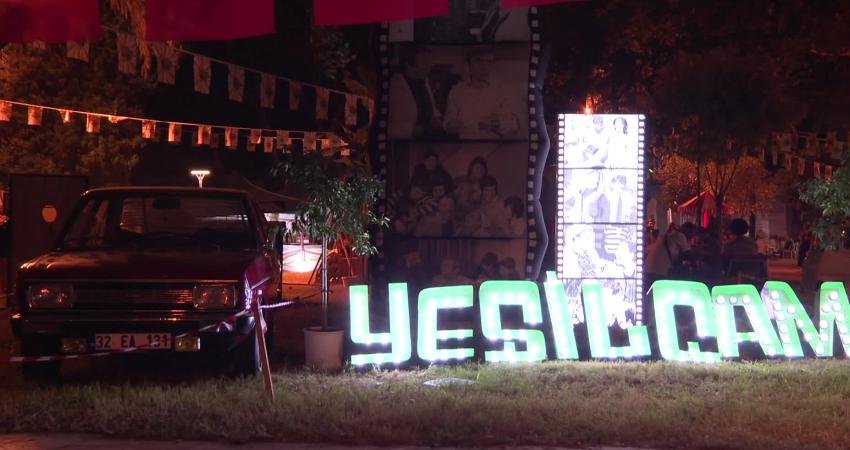 Antalya Büyükşehir Belediyesi Yeşilçam Festivali’nde nostalji dolu akşamlar yaşanmaya devam