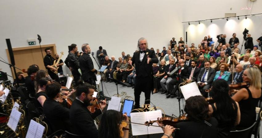 ARTNOUVA Sanat Fuarı, ATO Congresium’da Musa Göçmen Senfoni Orkestrasının konseriyle kapılarını